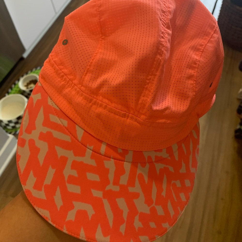 Lulu Lemon Women’s Cap